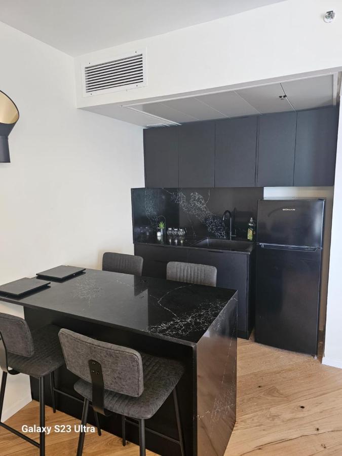 תמר על הים Lägenhet Bat Yam Exteriör bild