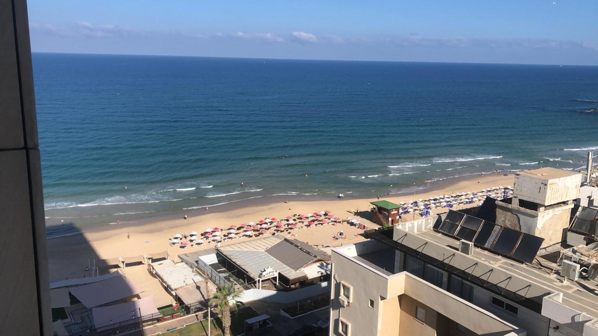 תמר על הים Lägenhet Bat Yam Exteriör bild